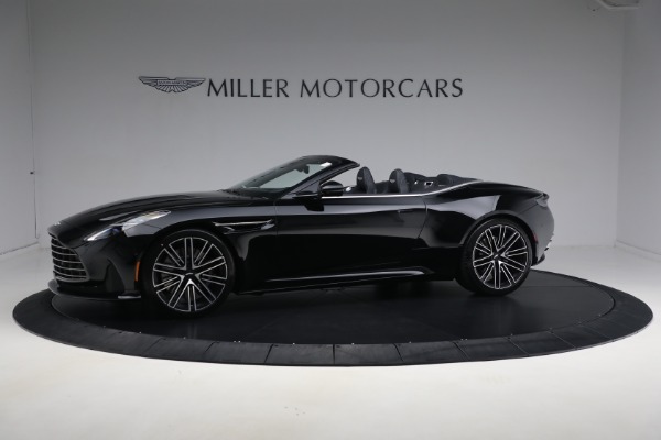 New 2025 Aston Martin DB12 Volante for sale $306,600 at Pagani of Greenwich in Greenwich CT 06830 4