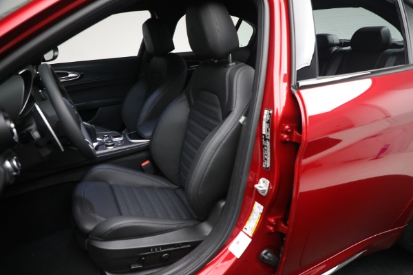 Used 2024 Alfa Romeo Giulia Quadrifoglio for sale $71,900 at Pagani of Greenwich in Greenwich CT 06830 26