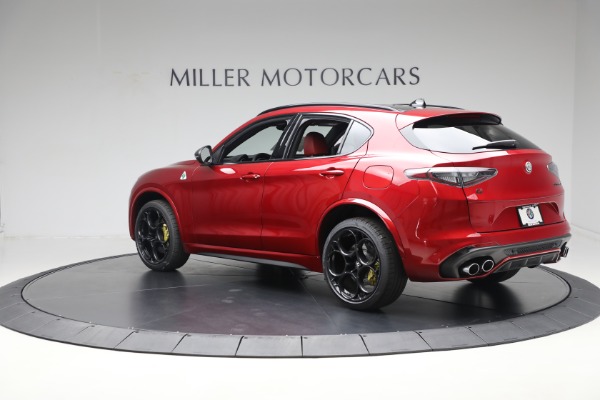 New 2024 Alfa Romeo Stelvio Quadrifoglio Carbon pkge for sale $85,410 at Pagani of Greenwich in Greenwich CT 06830 14