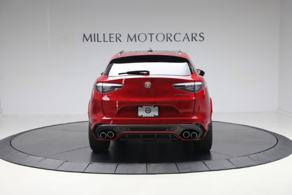 New 2024 Alfa Romeo Stelvio Quadrifoglio Carbon pkge for sale $85,410 at Pagani of Greenwich in Greenwich CT 06830 18