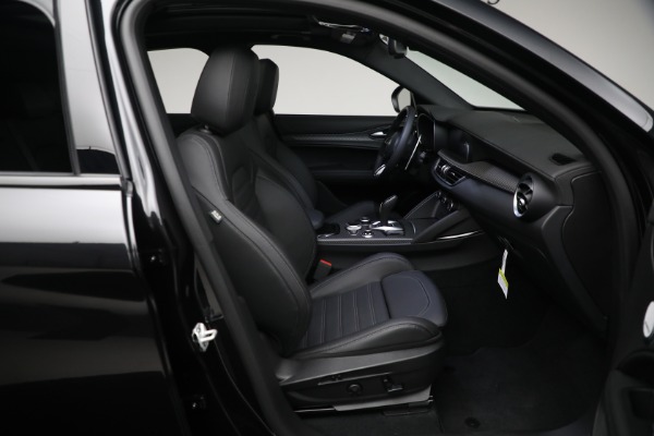 New 2024 Alfa Romeo Stelvio Quadrifoglio for sale $94,570 at Pagani of Greenwich in Greenwich CT 06830 28