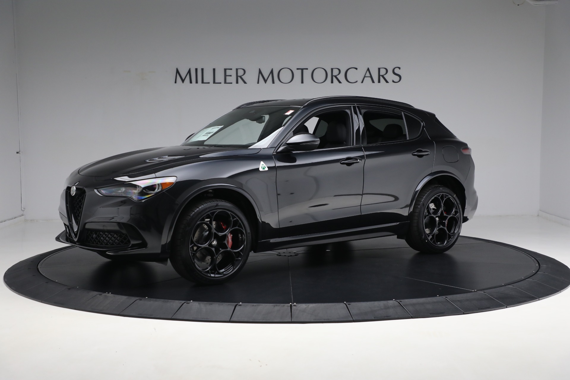 New 2024 Alfa Romeo Stelvio Quadrifoglio for sale $94,570 at Pagani of Greenwich in Greenwich CT 06830 1