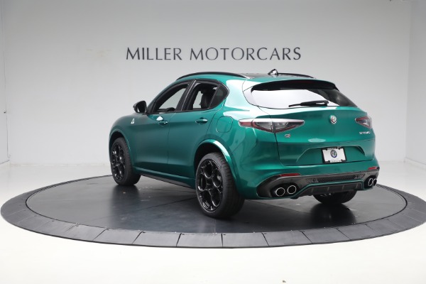 New 2024 Alfa Romeo Stelvio Quadrifoglio for sale $79,900 at Pagani of Greenwich in Greenwich CT 06830 12