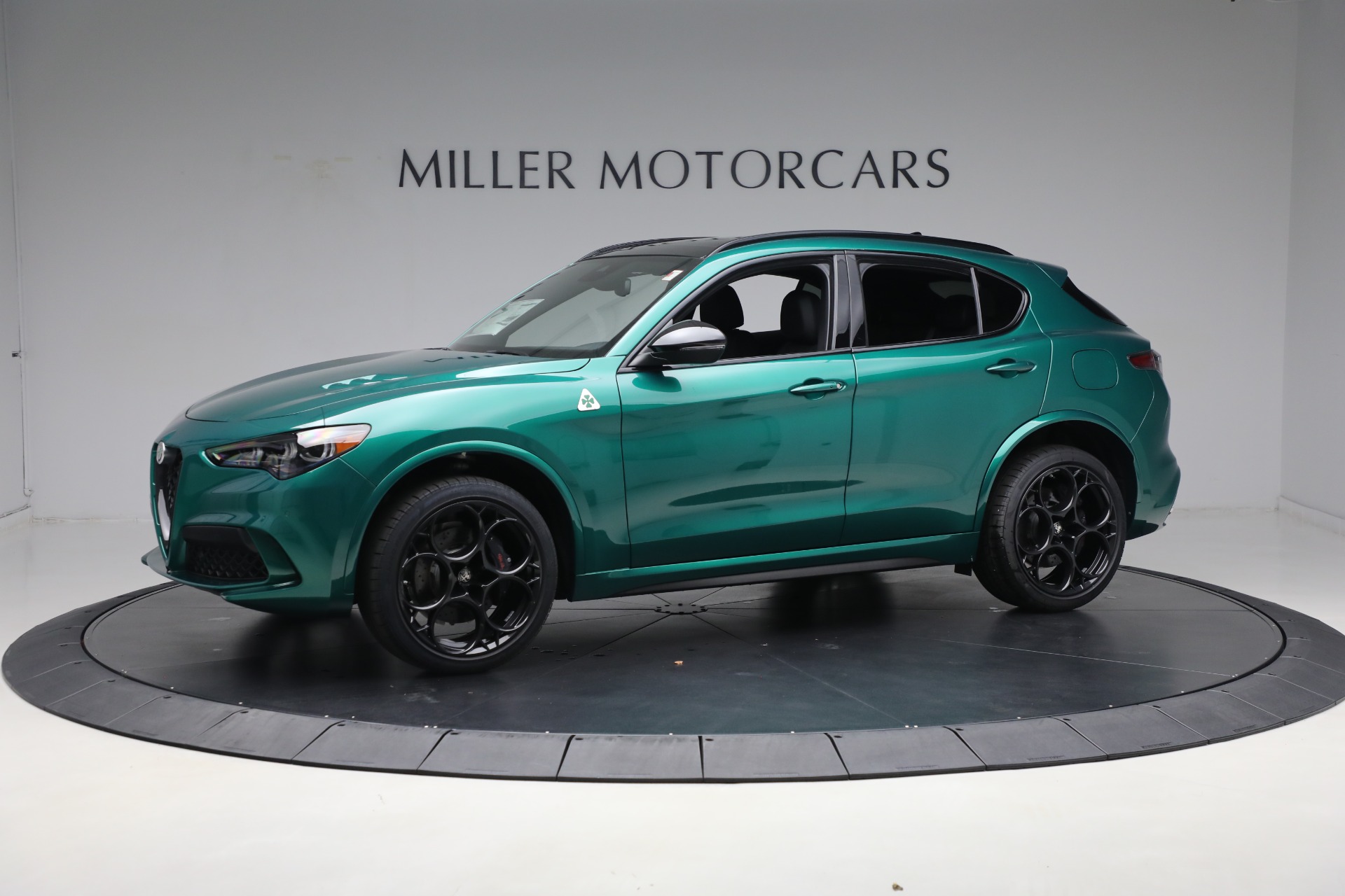 New 2024 Alfa Romeo Stelvio Quadrifoglio for sale $79,900 at Pagani of Greenwich in Greenwich CT 06830 1
