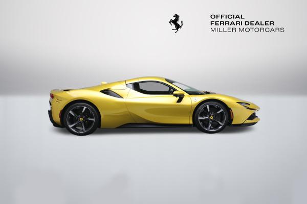 Used 2024 Ferrari SF90 Spider for sale $565,900 at Pagani of Greenwich in Greenwich CT 06830 19
