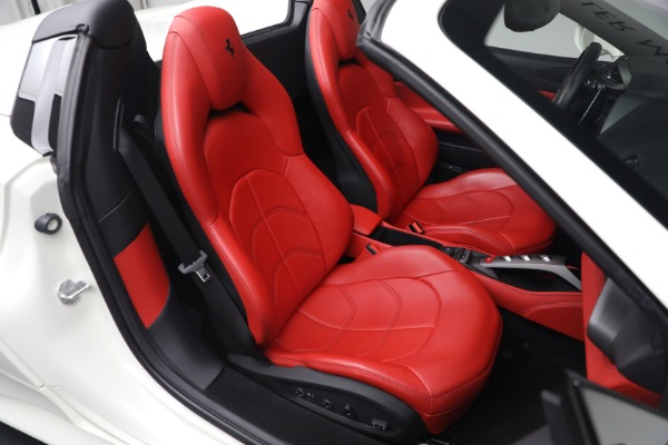 Used 2019 Ferrari 488 Spider for sale Sold at Pagani of Greenwich in Greenwich CT 06830 18