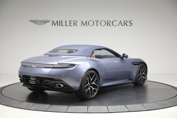 New 2025 Aston Martin DB12 Volante for sale $327,200 at Pagani of Greenwich in Greenwich CT 06830 19