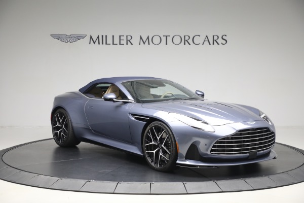 New 2025 Aston Martin DB12 Volante for sale $327,200 at Pagani of Greenwich in Greenwich CT 06830 22