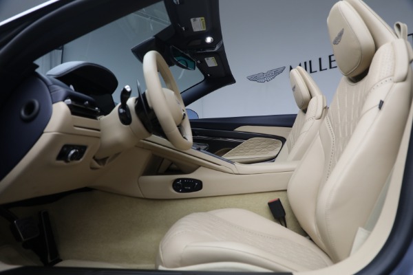 New 2025 Aston Martin DB12 Volante for sale $327,200 at Pagani of Greenwich in Greenwich CT 06830 26