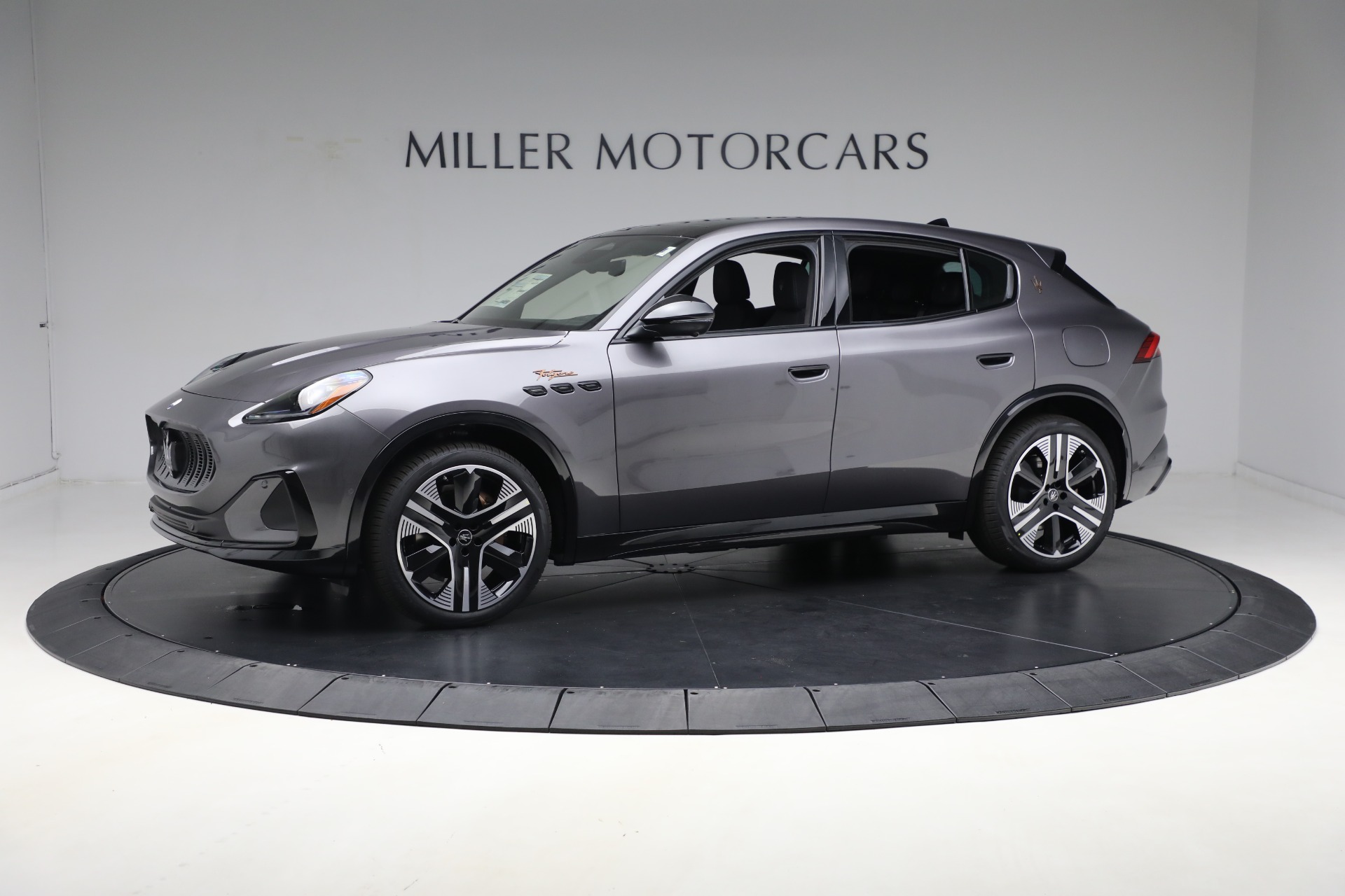 New 2025 Maserati Grecale Folgore - Fully Electric Vehicle for sale Sold at Pagani of Greenwich in Greenwich CT 06830 1