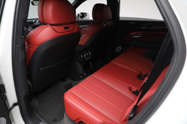 New 2025 Bentley Bentayga V8 for sale $267,820 at Pagani of Greenwich in Greenwich CT 06830 17