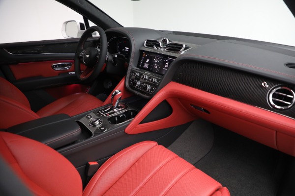 New 2025 Bentley Bentayga V8 for sale $267,820 at Pagani of Greenwich in Greenwich CT 06830 20