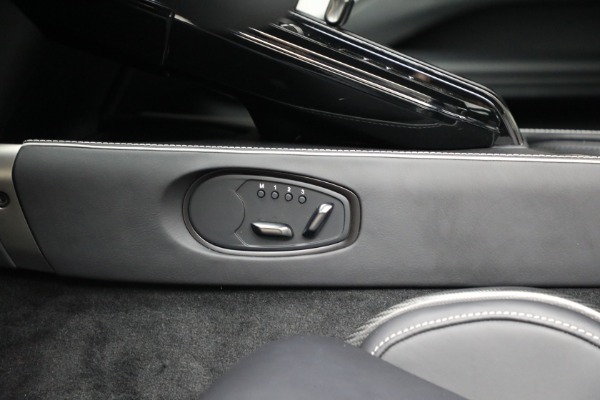 New 2025 Aston Martin Vantage for sale Sold at Pagani of Greenwich in Greenwich CT 06830 20