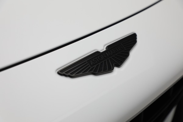 New 2025 Aston Martin Vantage for sale Sold at Pagani of Greenwich in Greenwich CT 06830 27