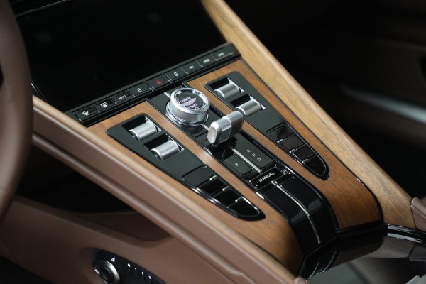 Used 2025 Aston Martin DB12 V8 for sale $245,900 at Pagani of Greenwich in Greenwich CT 06830 18