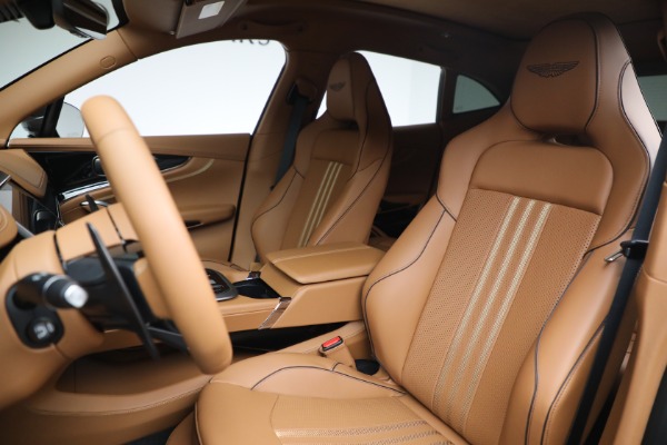 New 2025 Aston Martin DBX707 for sale $288,000 at Pagani of Greenwich in Greenwich CT 06830 15