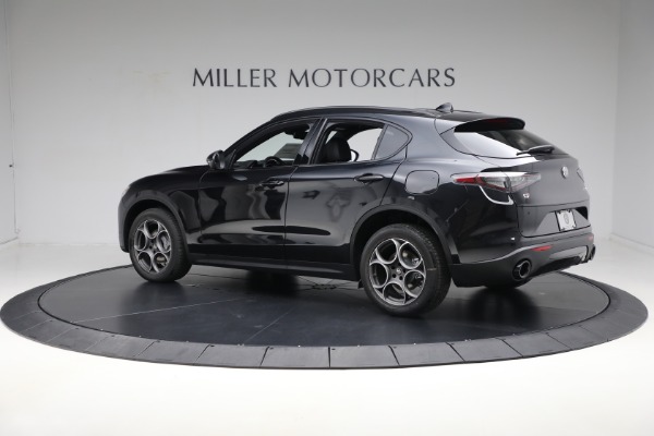 New 2025 Alfa Romeo Stelvio for sale $55,435 at Pagani of Greenwich in Greenwich CT 06830 10