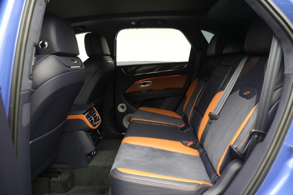 Used 2024 Bentley Bentayga S V8 for sale $215,900 at Pagani of Greenwich in Greenwich CT 06830 24