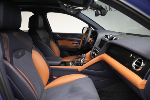Used 2024 Bentley Bentayga S V8 for sale $215,900 at Pagani of Greenwich in Greenwich CT 06830 28