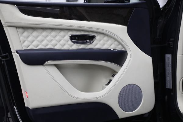 Used 2021 Bentley Bentayga Speed for sale Sold at Pagani of Greenwich in Greenwich CT 06830 17