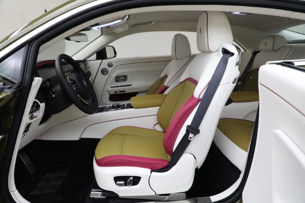 Used 2025 Rolls-Royce Spectre for sale $409,900 at Pagani of Greenwich in Greenwich CT 06830 16