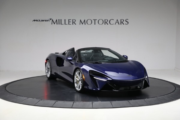 New 2025 McLaren Artura Spider TechLux for sale $327,158 at Pagani of Greenwich in Greenwich CT 06830 11