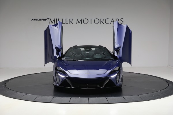 New 2025 McLaren Artura Spider TechLux for sale $327,158 at Pagani of Greenwich in Greenwich CT 06830 13