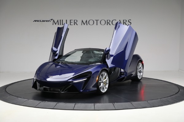 New 2025 McLaren Artura Spider TechLux for sale $327,158 at Pagani of Greenwich in Greenwich CT 06830 14