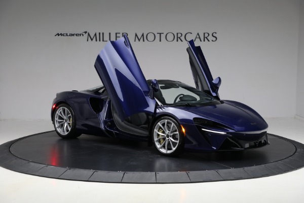 New 2025 McLaren Artura Spider TechLux for sale $327,158 at Pagani of Greenwich in Greenwich CT 06830 20