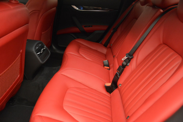 Used 2017 Maserati Ghibli S Q4 for sale Sold at Pagani of Greenwich in Greenwich CT 06830 18