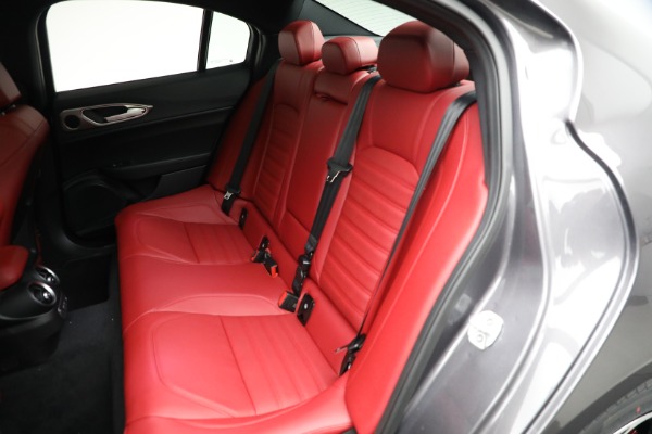 New 2025 Alfa Romeo Giulia Veloce for sale Sold at Pagani of Greenwich in Greenwich CT 06830 13