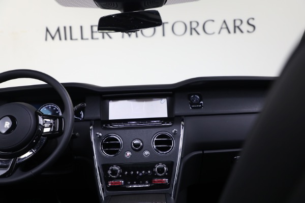 Used 2022 Rolls-Royce Cullinan for sale Sold at Pagani of Greenwich in Greenwich CT 06830 4