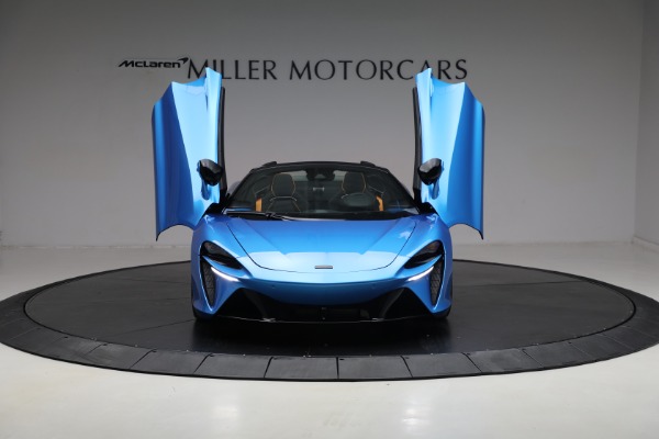 New 2025 McLaren Artura Spider TechLux for sale Sold at Pagani of Greenwich in Greenwich CT 06830 13