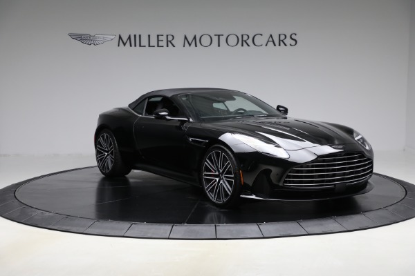 New 2025 Aston Martin DB12 Volante for sale $301,700 at Pagani of Greenwich in Greenwich CT 06830 23