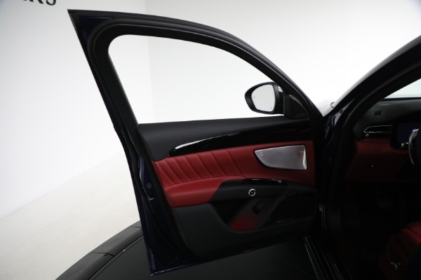 New 2025 Maserati Grecale Modena for sale Sold at Pagani of Greenwich in Greenwich CT 06830 19