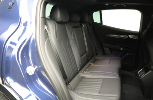 New 2025 Maserati Grecale Modena for sale $68,443 at Pagani of Greenwich in Greenwich CT 06830 16