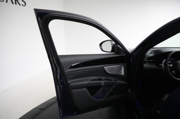 New 2025 Maserati Grecale Modena for sale $68,443 at Pagani of Greenwich in Greenwich CT 06830 17