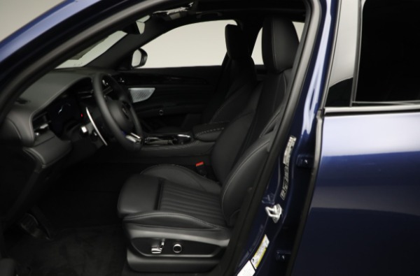 New 2025 Maserati Grecale Modena for sale $68,443 at Pagani of Greenwich in Greenwich CT 06830 9