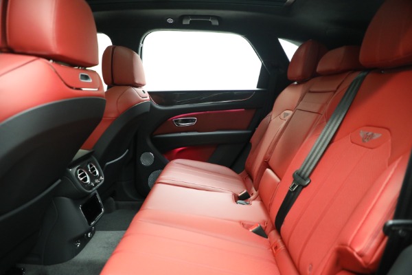 New 2025 Bentley Bentayga V8 for sale $228,900 at Pagani of Greenwich in Greenwich CT 06830 23
