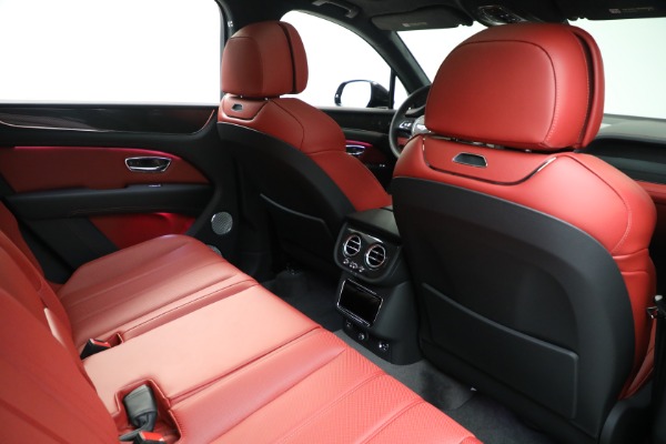 New 2025 Bentley Bentayga V8 for sale $228,900 at Pagani of Greenwich in Greenwich CT 06830 26