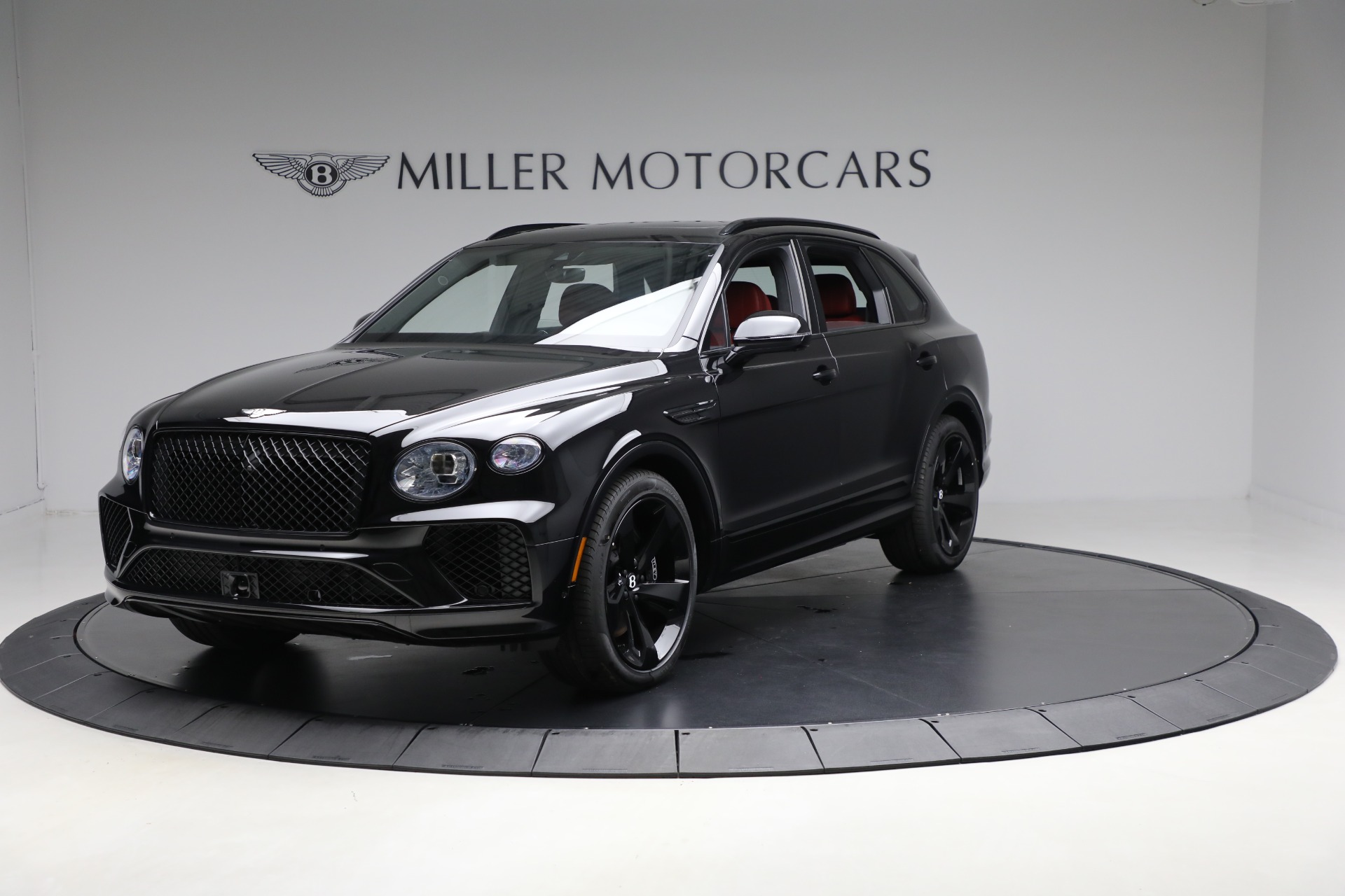 New 2025 Bentley Bentayga V8 for sale $228,900 at Pagani of Greenwich in Greenwich CT 06830 1