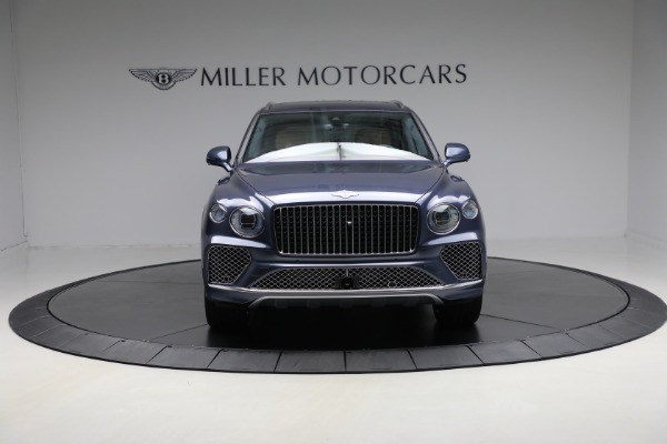 Used 2025 Bentley Bentayga EWB Azure V8 for sale $239,900 at Pagani of Greenwich in Greenwich CT 06830 12