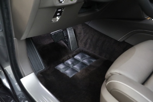 Used 2024 Rolls-Royce Ghost for sale $299,900 at Pagani of Greenwich in Greenwich CT 06830 13