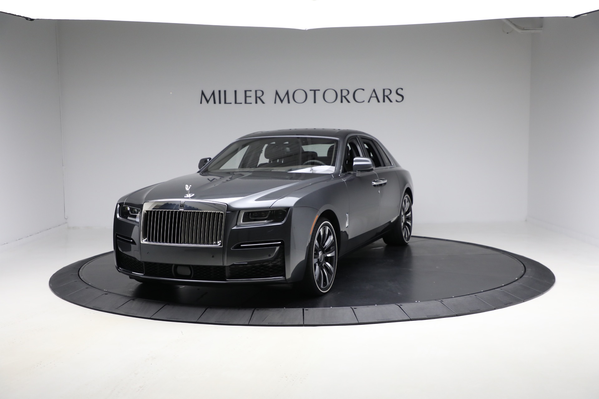Used 2024 Rolls-Royce Ghost for sale $299,900 at Pagani of Greenwich in Greenwich CT 06830 1