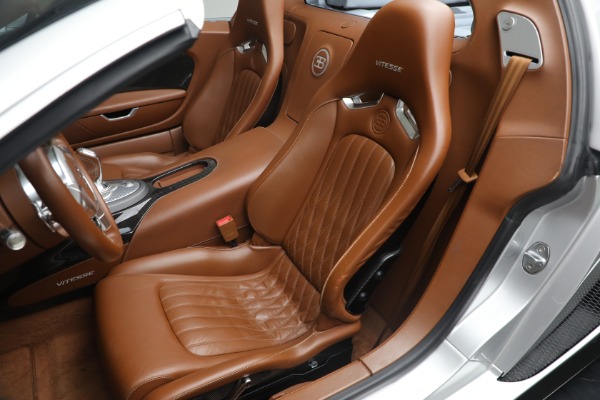 Used 2015 Bugatti Veyron 16.4 Grand Sport Vitesse for sale Sold at Pagani of Greenwich in Greenwich CT 06830 14