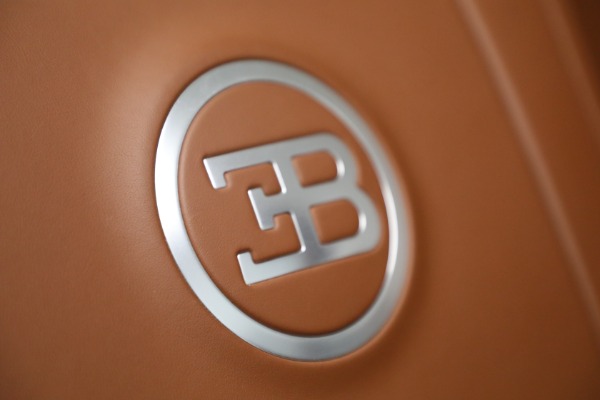 Used 2015 Bugatti Veyron 16.4 Grand Sport Vitesse for sale Sold at Pagani of Greenwich in Greenwich CT 06830 21