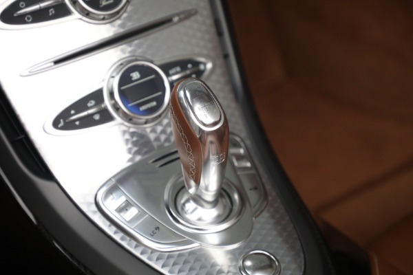 Used 2015 Bugatti Veyron 16.4 Grand Sport Vitesse for sale Sold at Pagani of Greenwich in Greenwich CT 06830 26