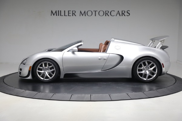 Used 2015 Bugatti Veyron 16.4 Grand Sport Vitesse for sale Sold at Pagani of Greenwich in Greenwich CT 06830 3