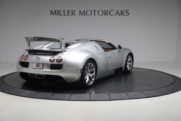 Used 2015 Bugatti Veyron 16.4 Grand Sport Vitesse for sale Sold at Pagani of Greenwich in Greenwich CT 06830 7