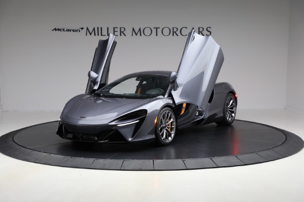 New 2025 McLaren Artura Vision for sale $292,398 at Pagani of Greenwich in Greenwich CT 06830 14